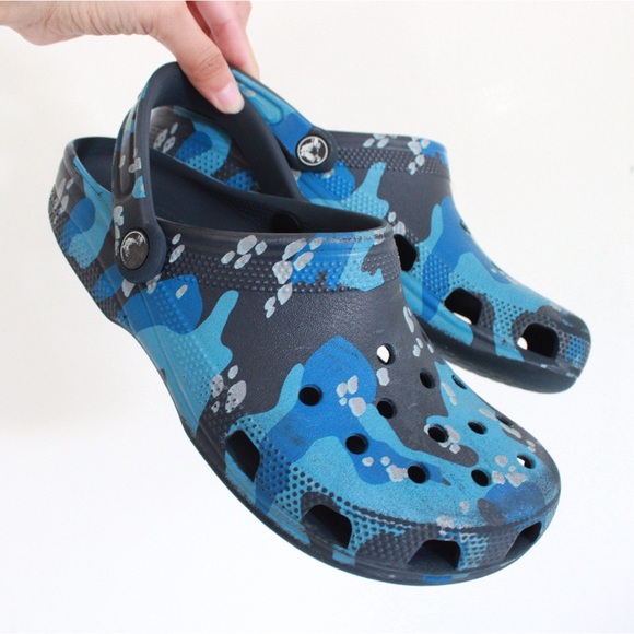 CROCS Other - Crocs Classic Camo Clogs Unisex